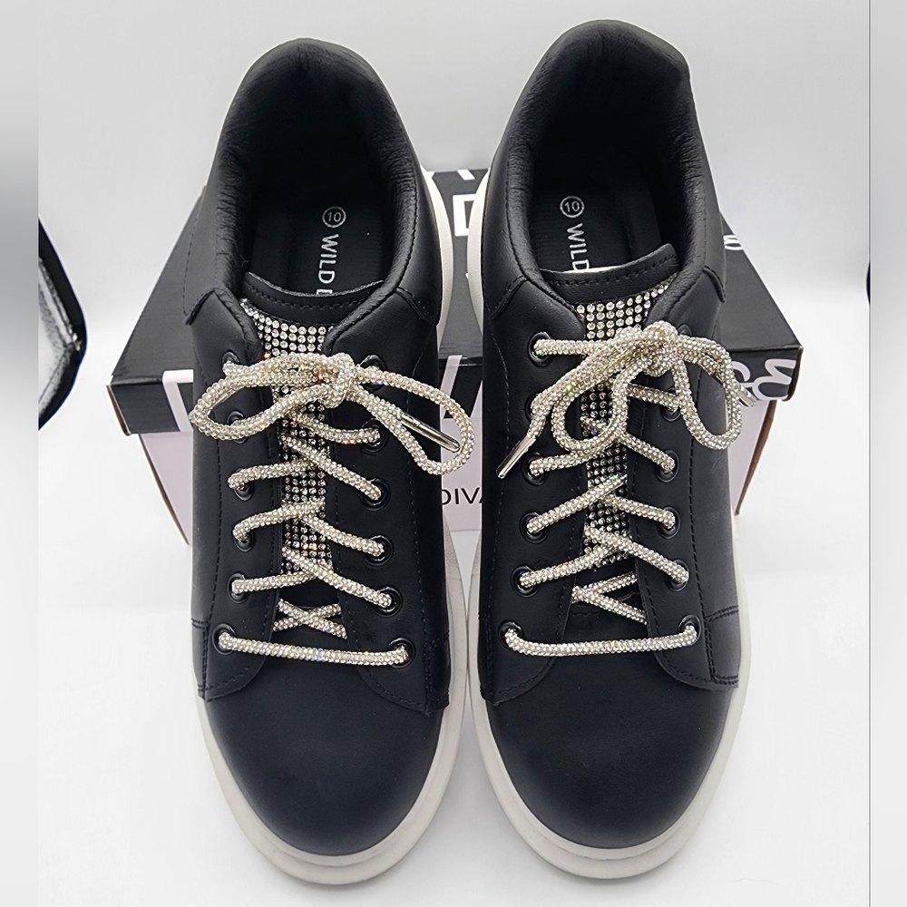 Wild Diva Black and White Women's Sneakers W/White Crystal Accents - Picture 2 of 13